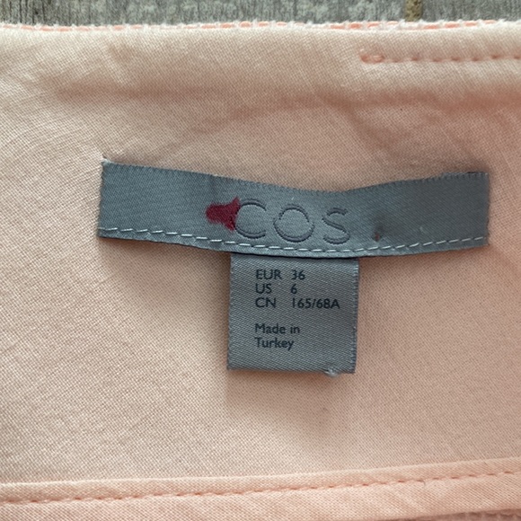 COS peach miniskirt with pockets size 6 usa - Picture 3 of 6